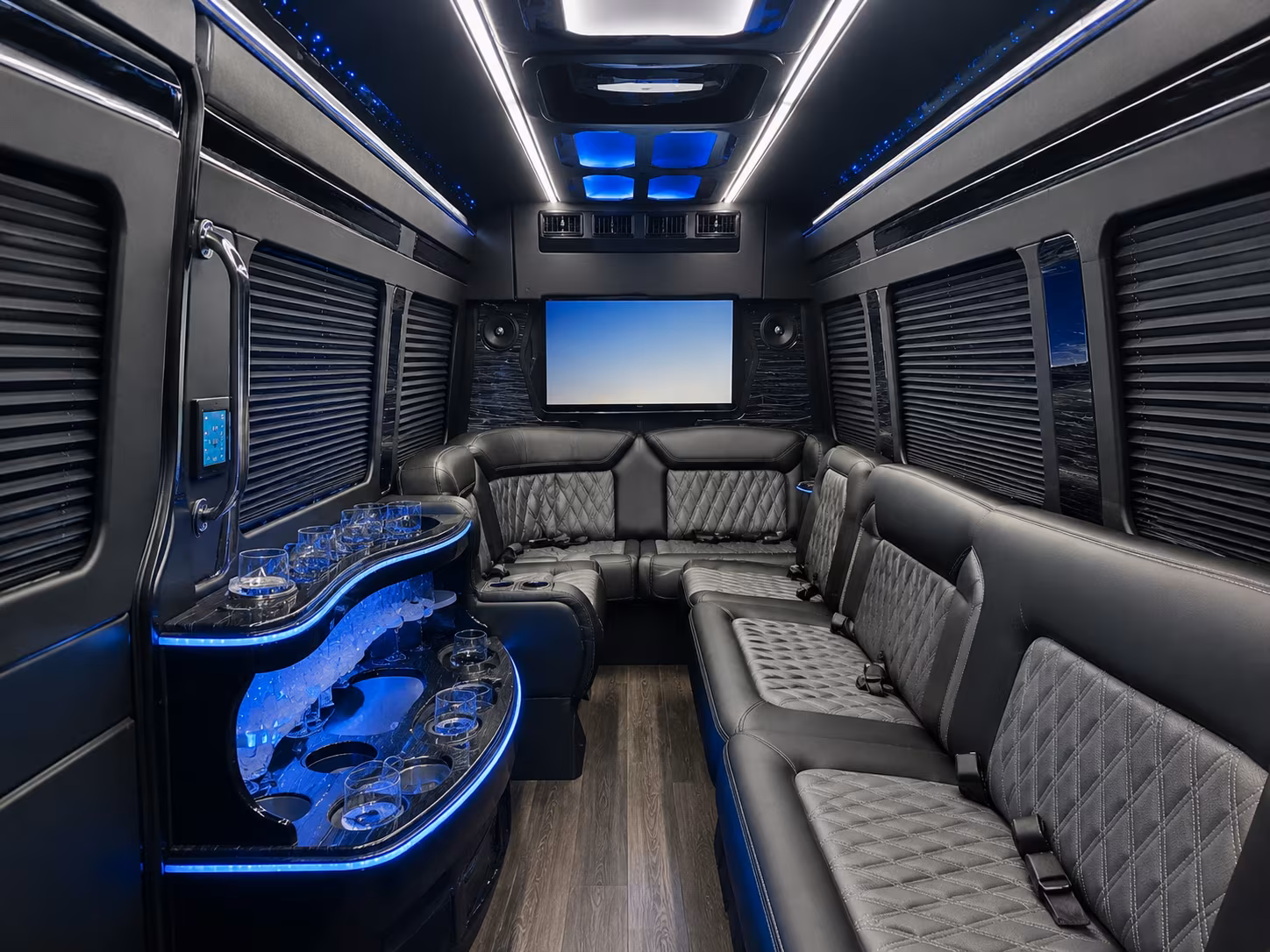 corporate and hotel to airport shuttle buses in yonkers new york